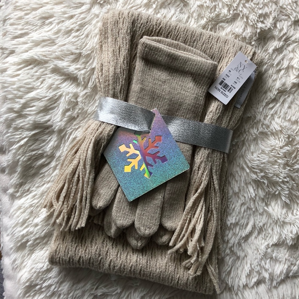 Scarf and Glove Set
